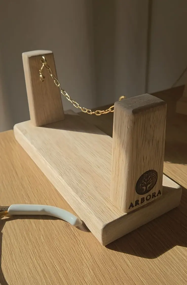 Sieraden hanger voor nieuw sieraden bedrijfje